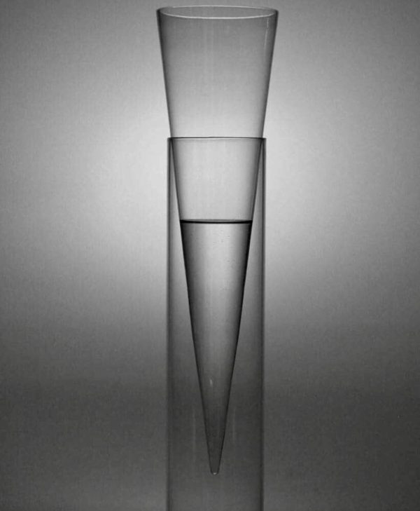 Vaso Cone com tubo transparente